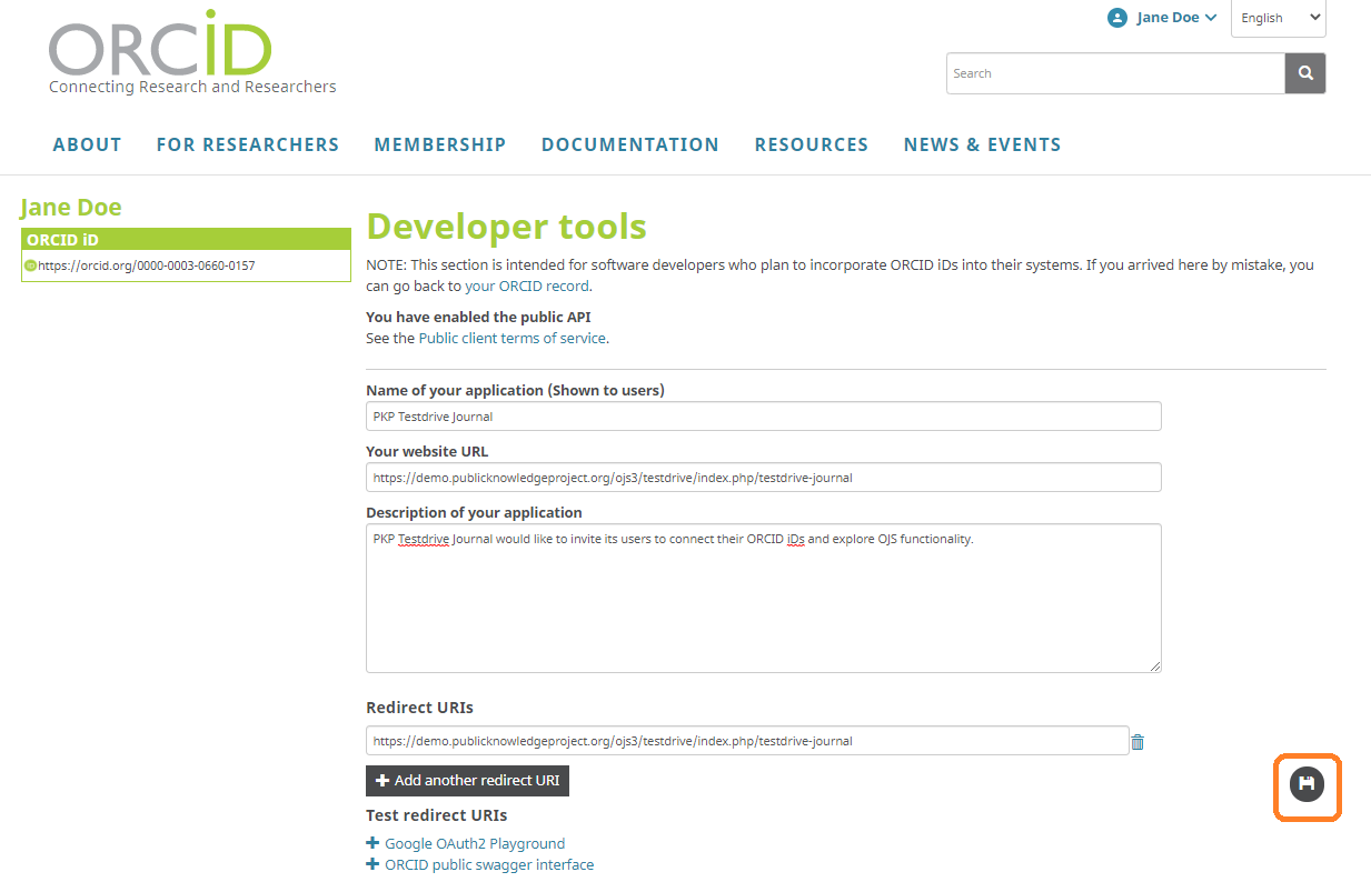 Formulário de solicitação de desenvolvedor ORCID para ferramentas públicas API com o ícone de salvar apontado.